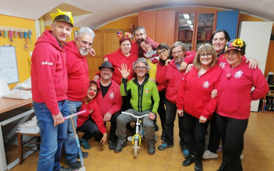 Scopri di più sull'articolo Pedalare per Aiutare: da Porto a Casa Base in bici! Con Fulvio e i Fuori di Clown